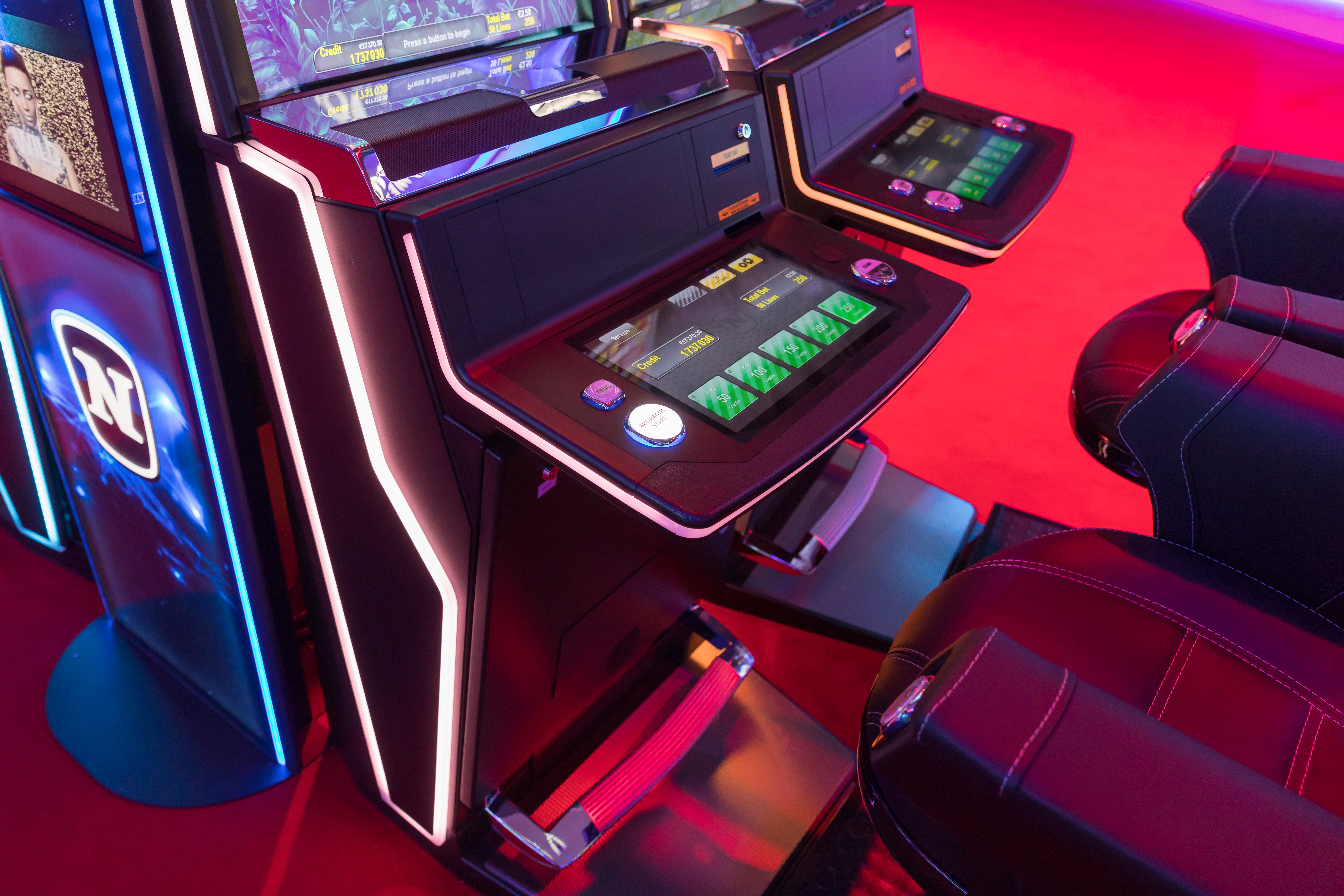 V I P Lounge Curve 1 43 Novomatic