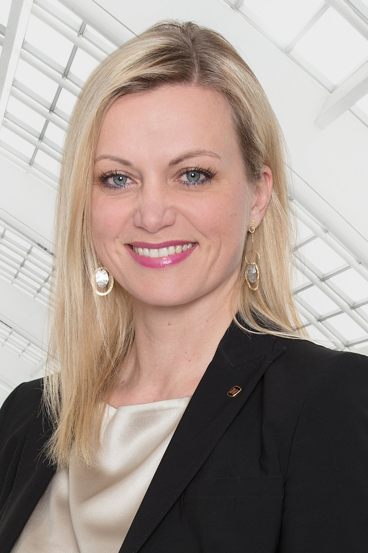 Dr. Monika Poeckh-Racek