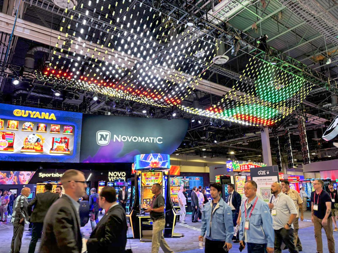 NOVOMATIC Booth with various Cabinets
